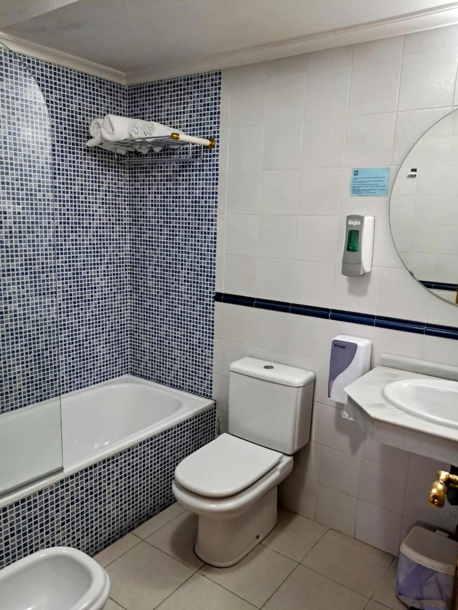 Hotel San Roque Reinosa Dış mekan fotoğraf