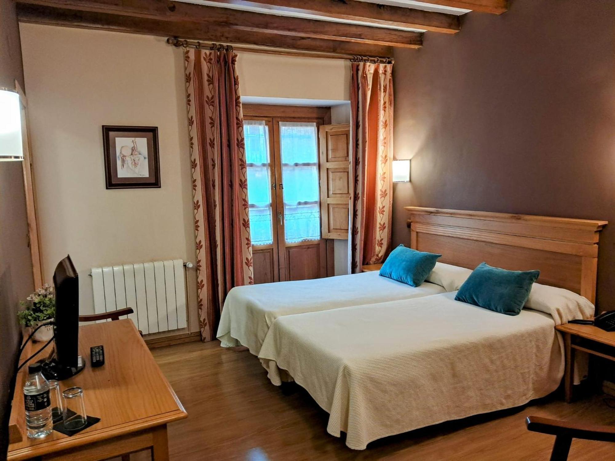 Hotel San Roque Reinosa Dış mekan fotoğraf