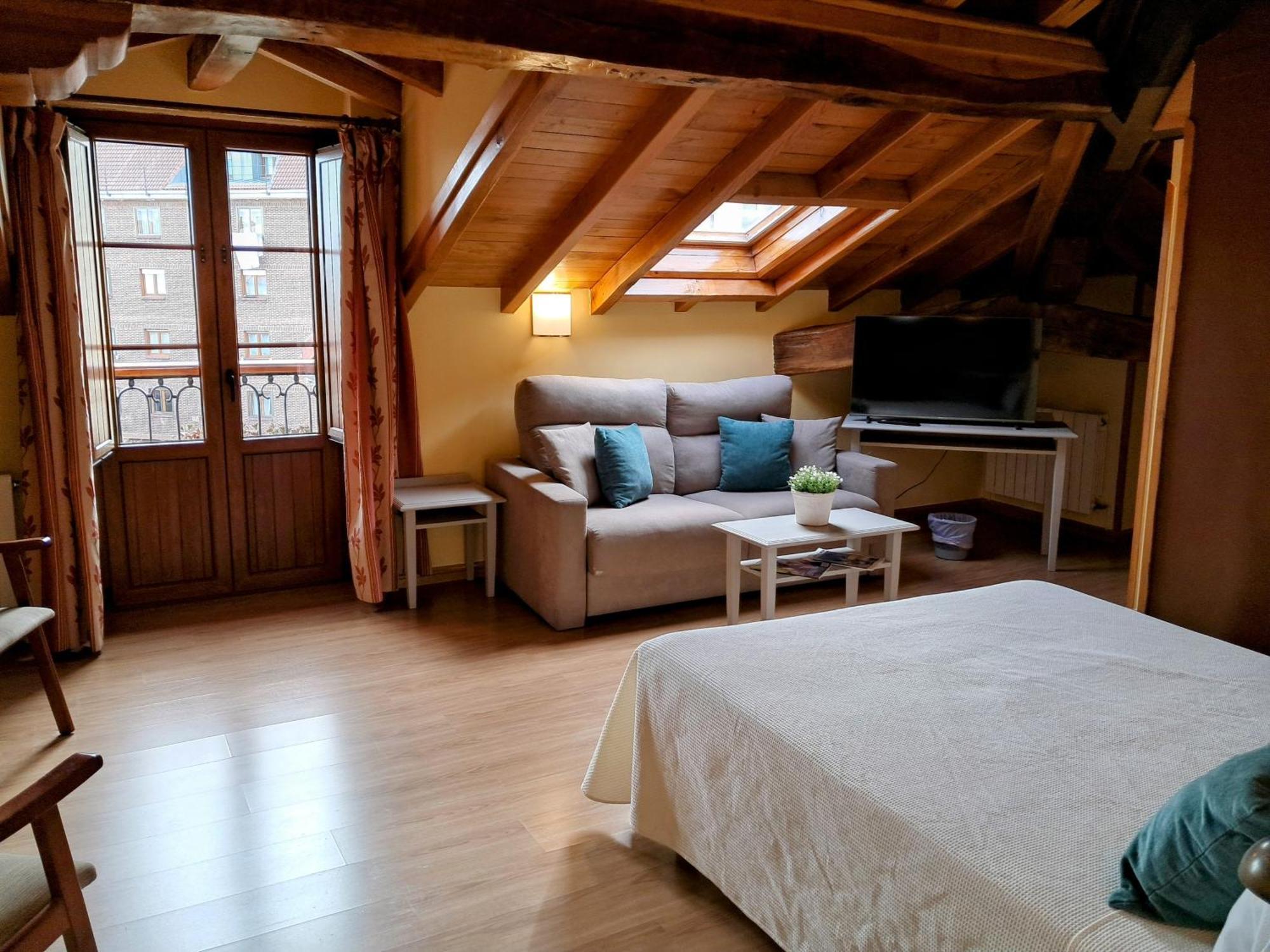 Hotel San Roque Reinosa Dış mekan fotoğraf